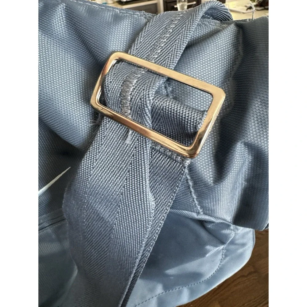 Nike Sportswear Essentials Unisex Blue‎ Messenger Bag